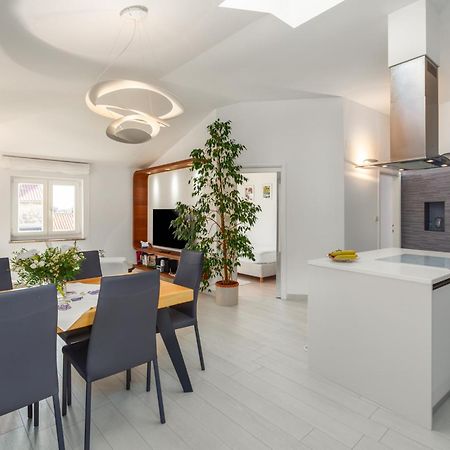 Apartment Heart Of Poreč Eksteriør billede